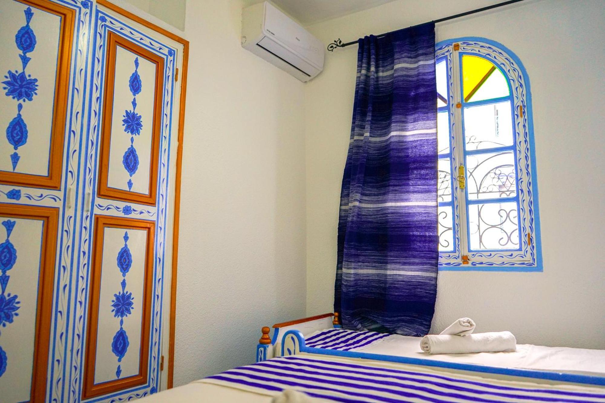 Hotel Marrakech Chefchaouen Bagian luar foto