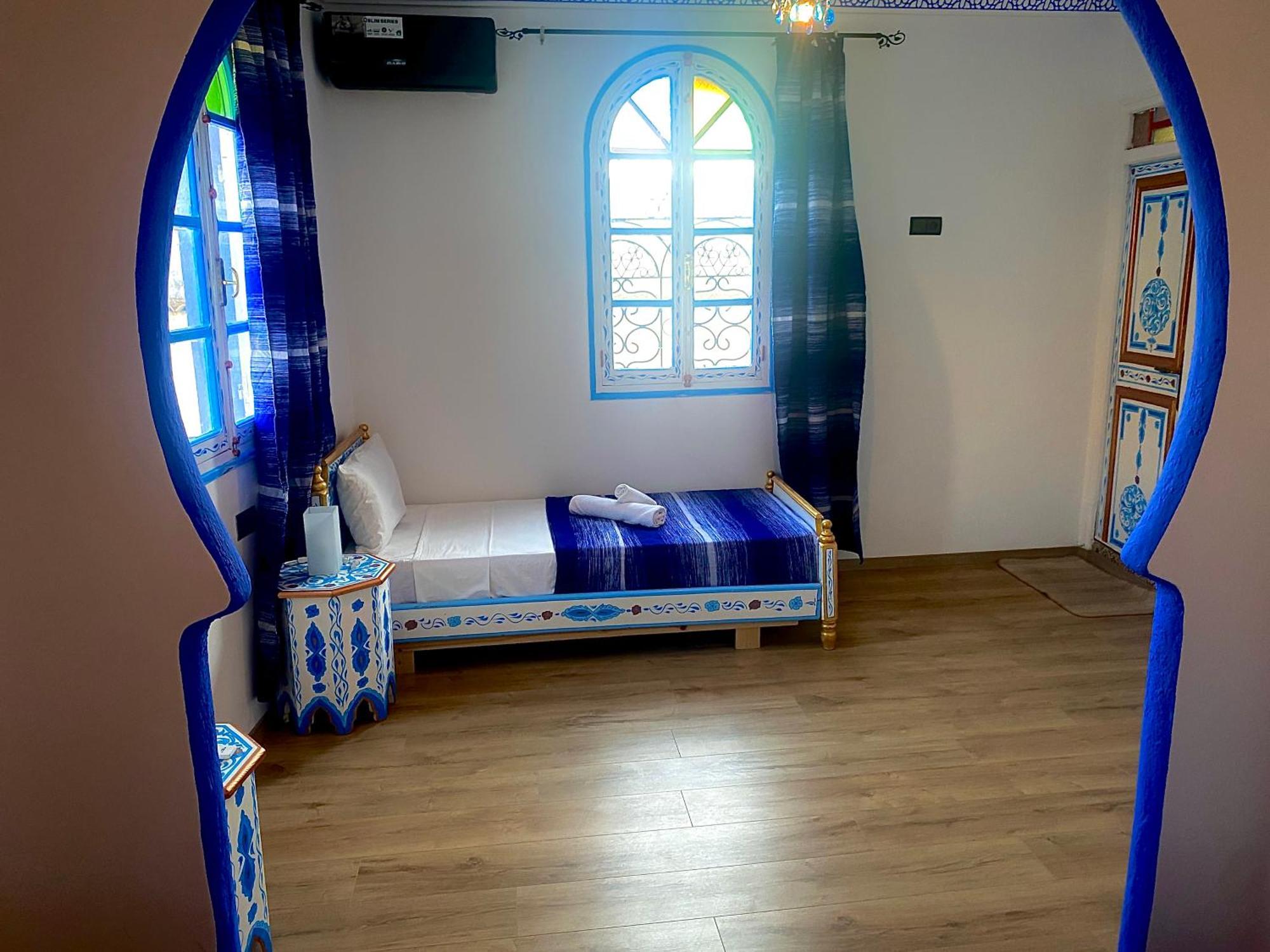 Hotel Marrakech Chefchaouen Bagian luar foto